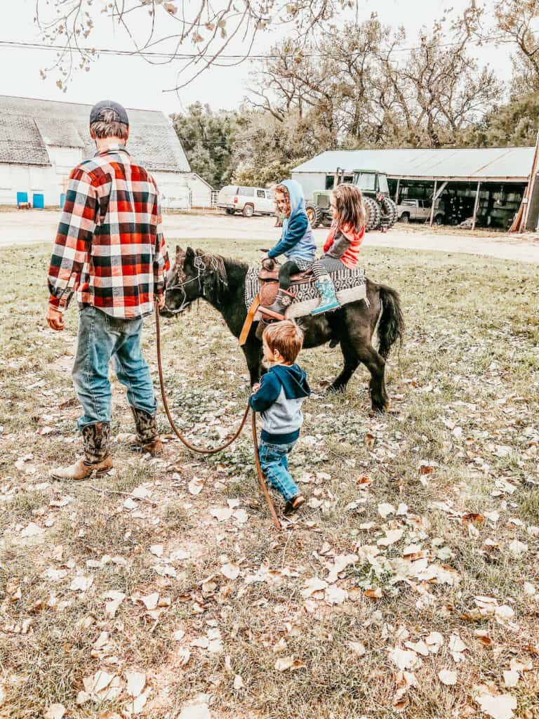 Raising Farm Kids: The Benefits of Country Living