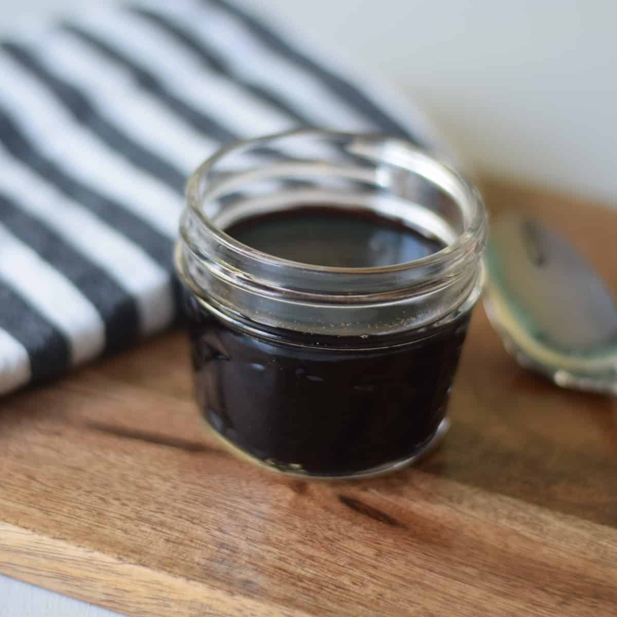 Easy Homemade Elderberry Syrup