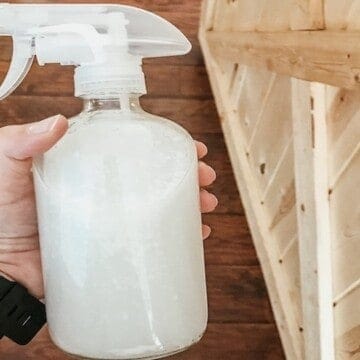 spray bottle with conditioner