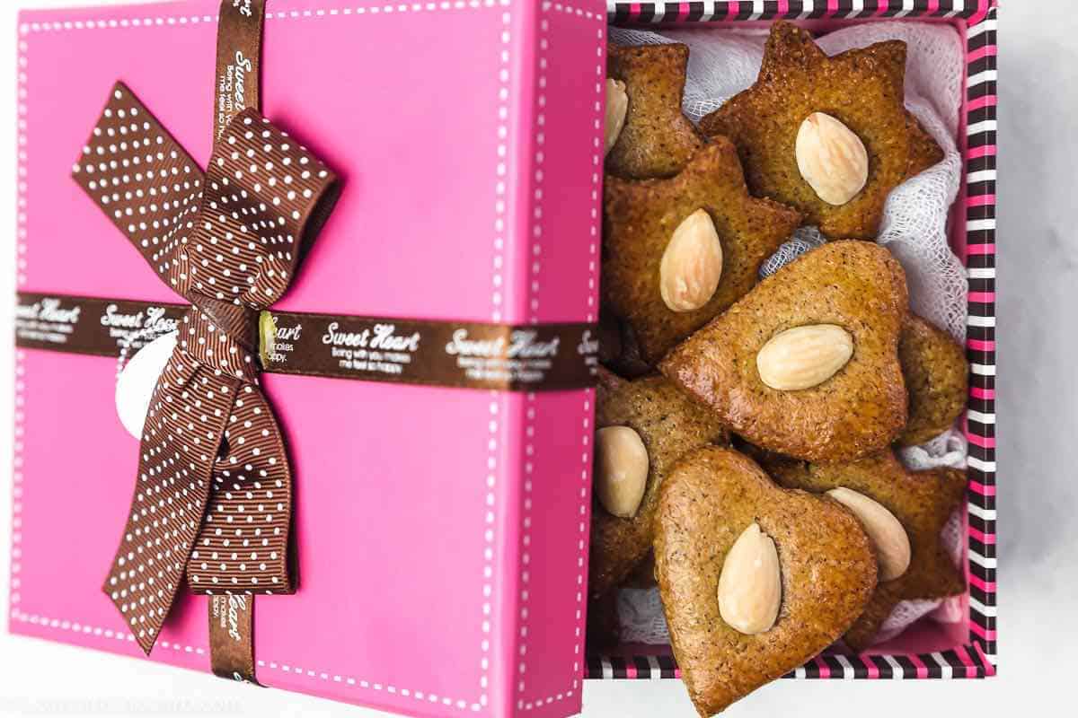 Christmas Desserts from Around the World - Boots & Hooves Homestead