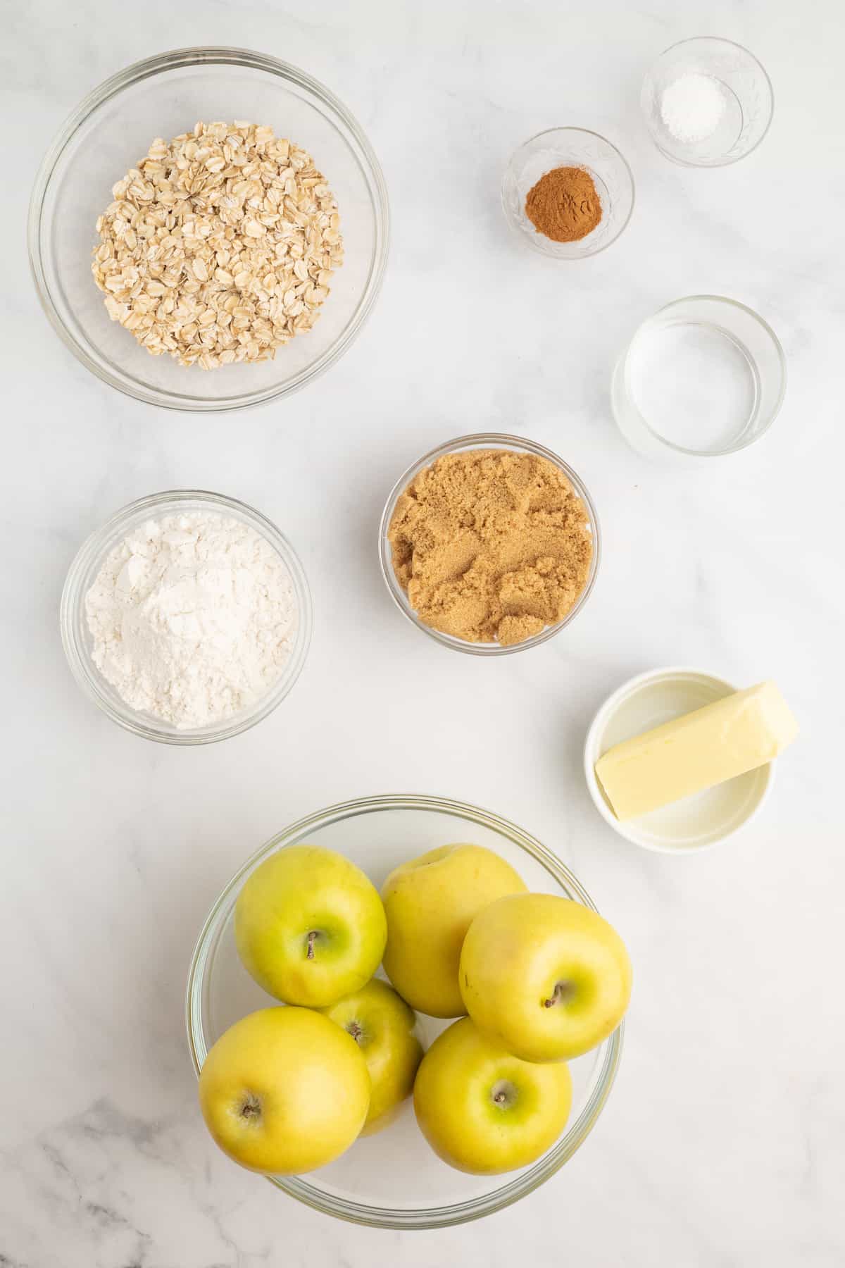 Easy Apple Crisp - Boots & Hooves Homestead