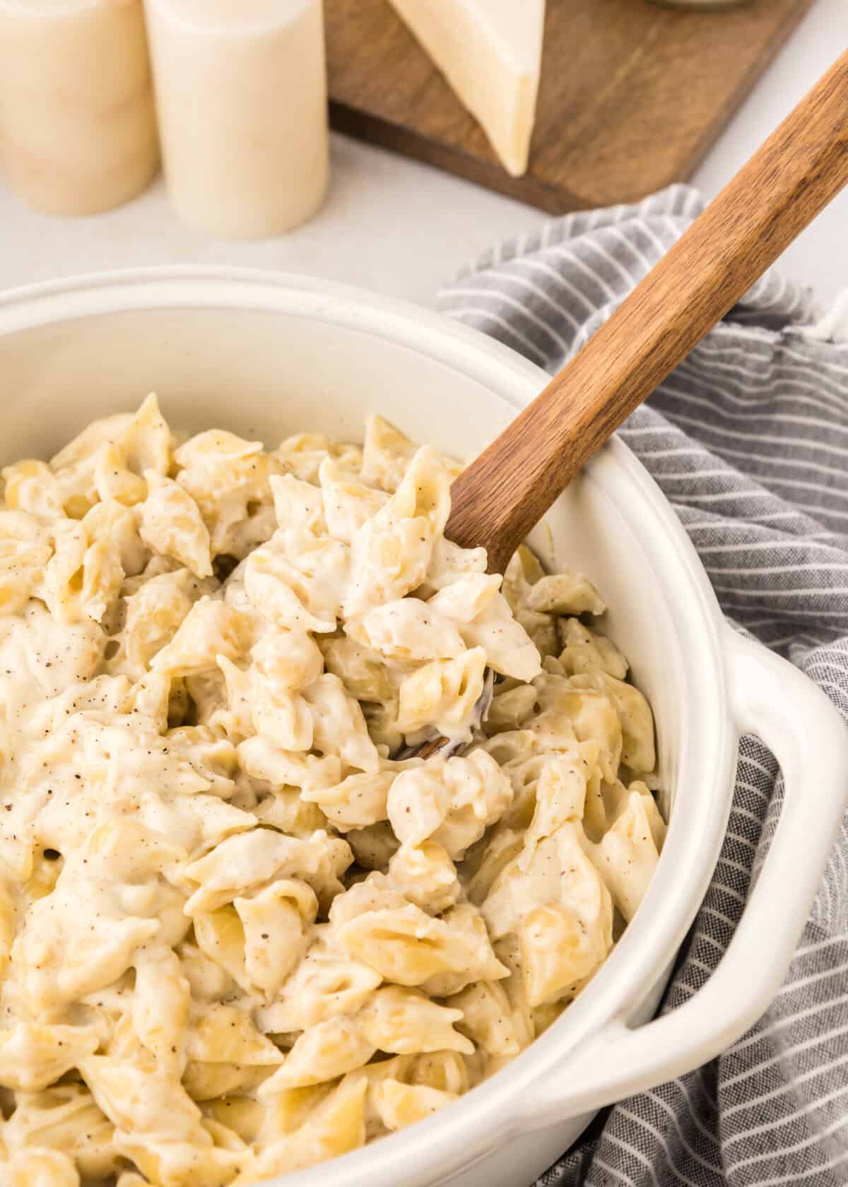 closeup of the Mac and cheese in a pot. 